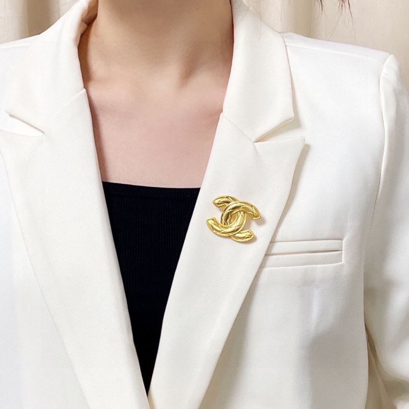Ch**el brooches